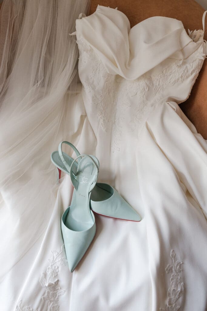 Modern and romantic bridal looks for a Parisian-inspired wedding at Swann House in Washington D.C., designed by Chelsea Quenum Wedding Planning & Event Design.